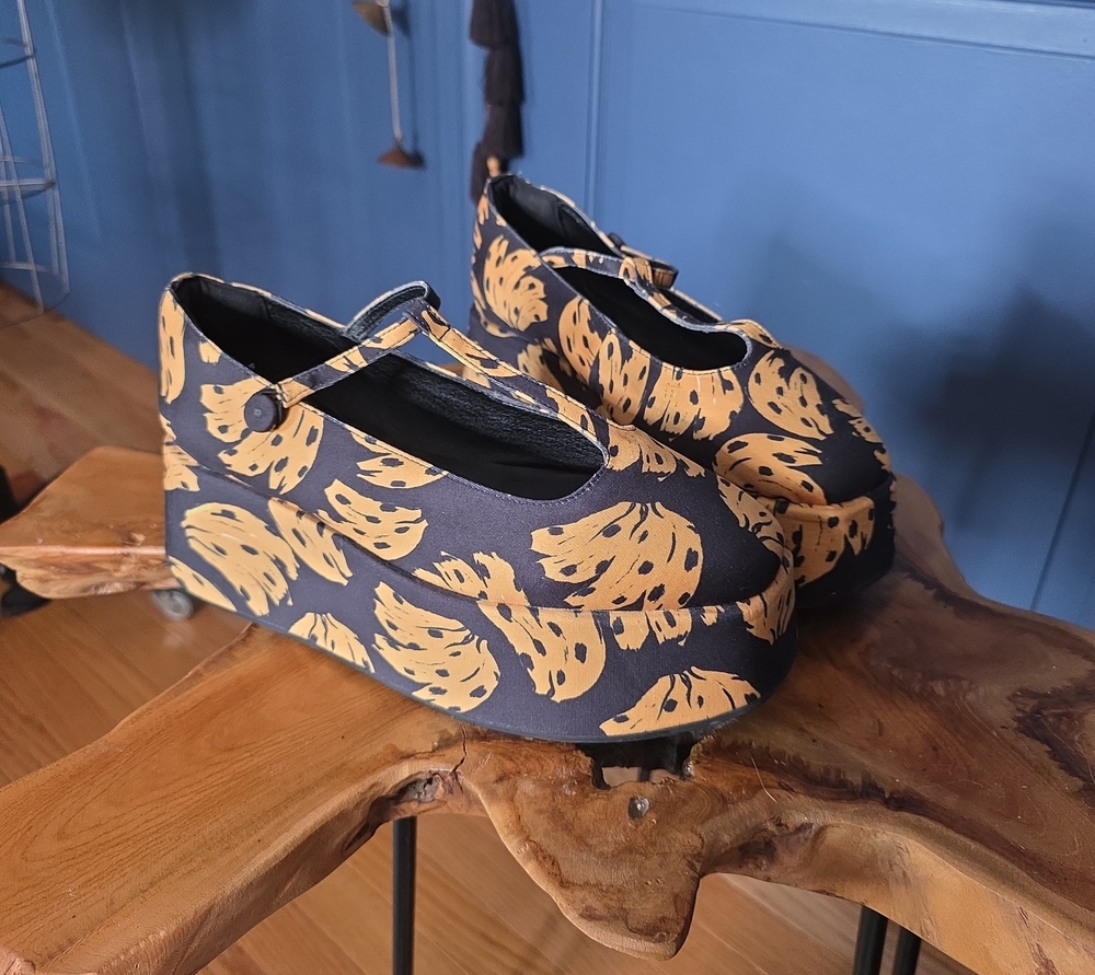 Title:FARM Rio Black Bananica Bunch Platform Mary Jane Ballerina Flats NWOT
